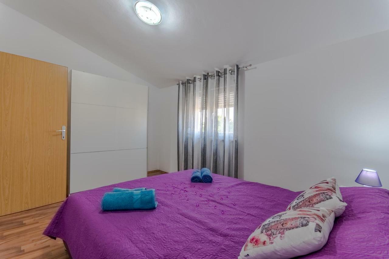 Apartment Alice Pula Luaran gambar
