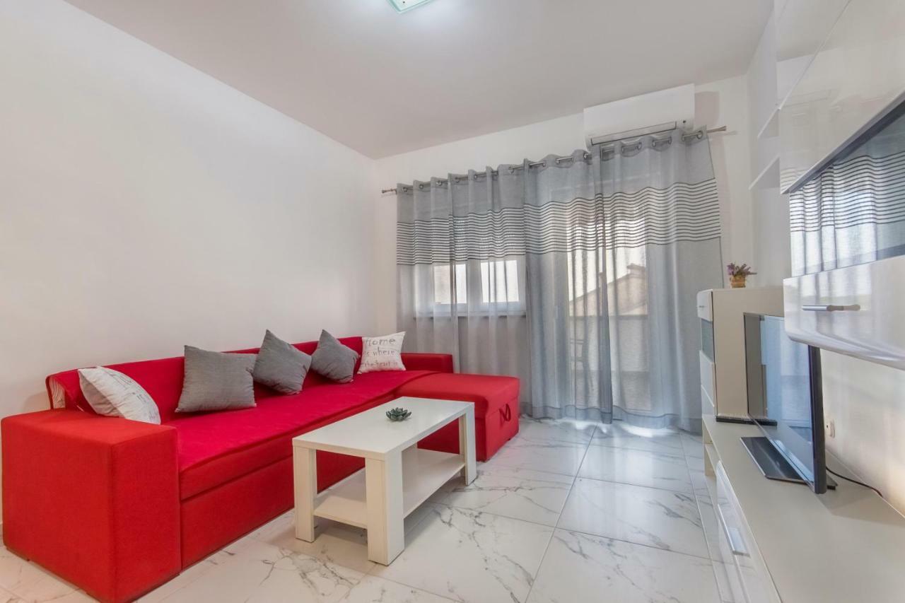 Apartment Alice Pula Luaran gambar