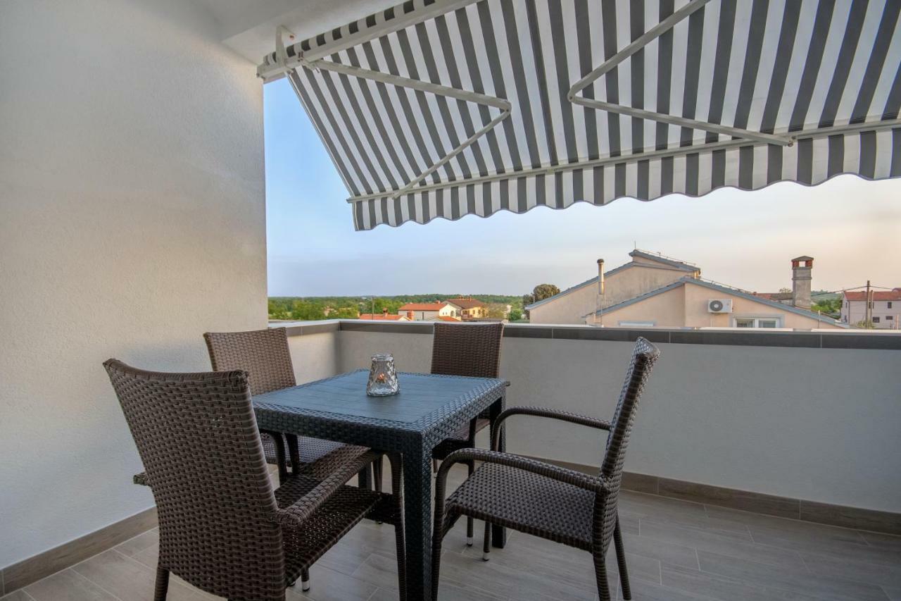 Apartment Alice Pula Luaran gambar