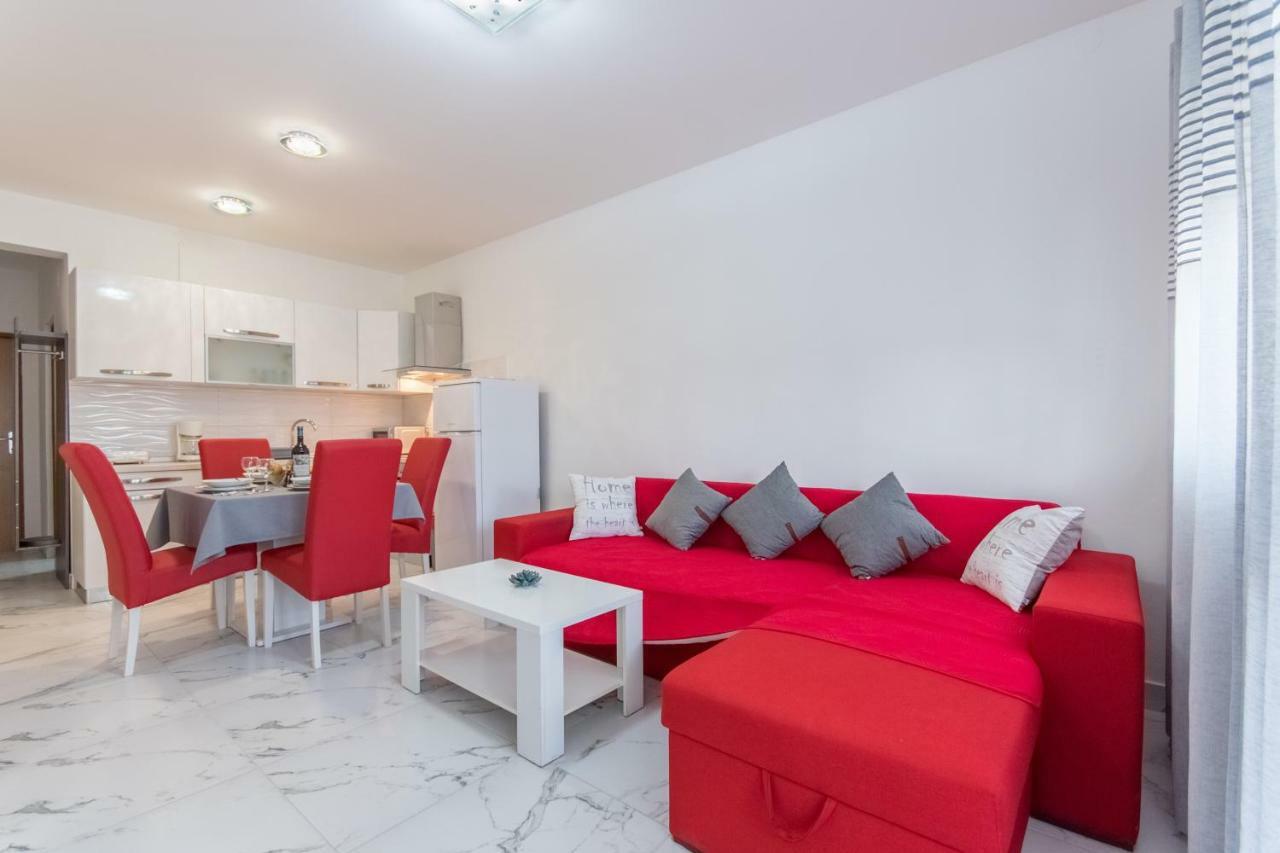 Apartment Alice Pula Luaran gambar