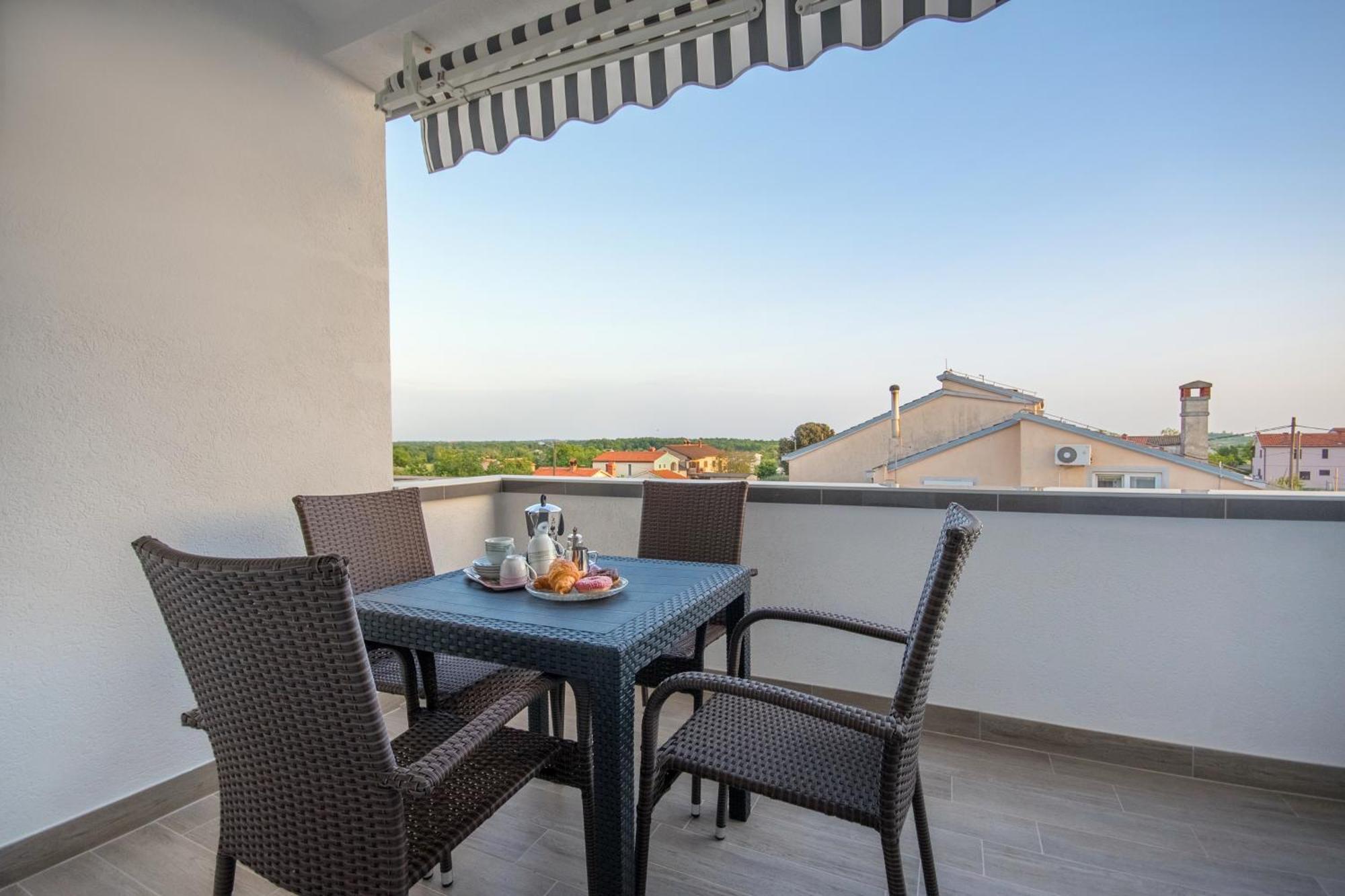 Apartment Alice Pula Luaran gambar